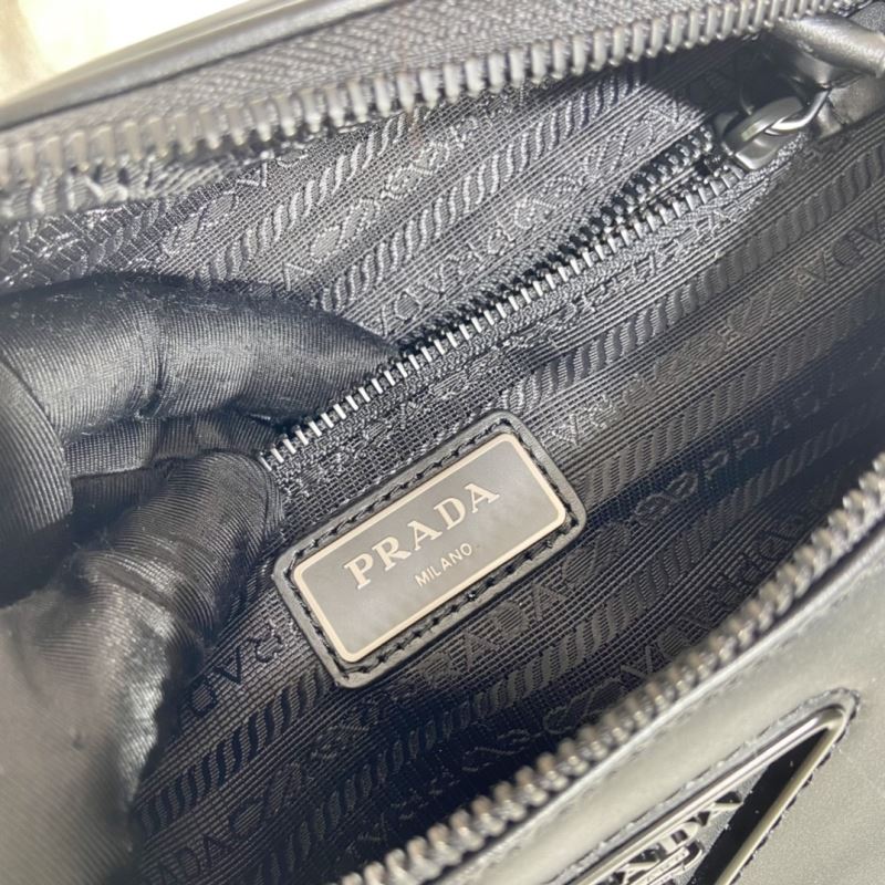 Pra*a waist chest packs